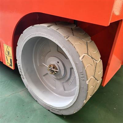 Αυτοκινούμενο Ηλεκτρικό Ανυψωτικό Ψαλίδι